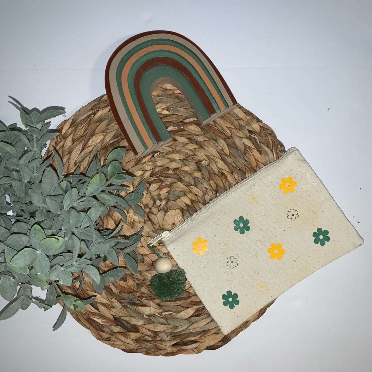 Retro Flower Pouch