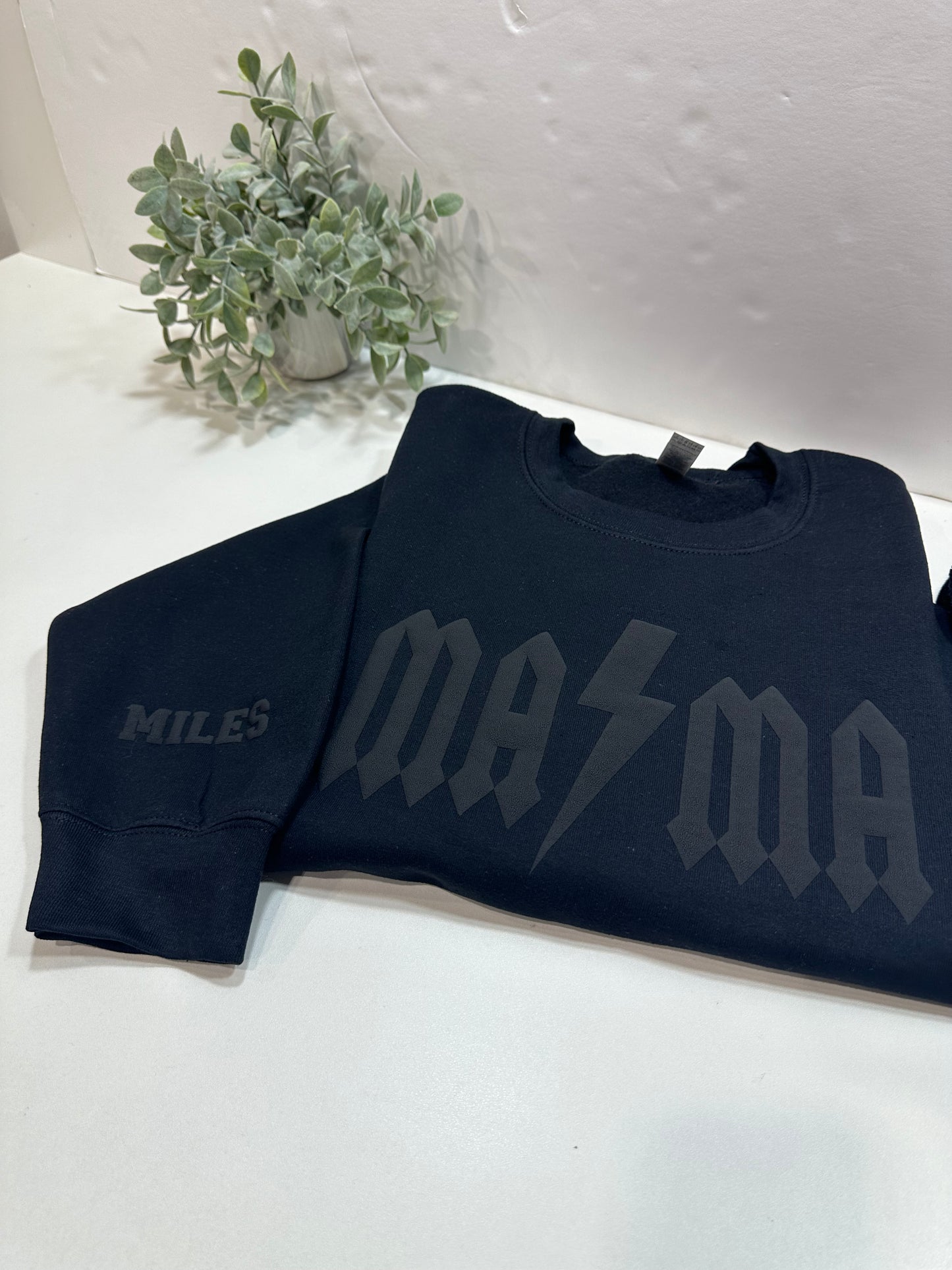 Personalized Mama Sweatshirt