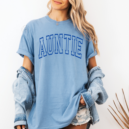 Auntie Comfort Colors T-Shirt – Puff Print Tee for Cool Aunts